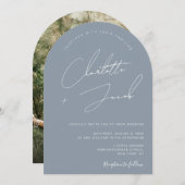 Minimalist Dusty Blue Arch Photo Wedding Kaart (Voorkant / Achterkant)