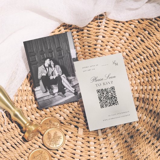 Minimalist Editorial Photo QR Code Wedding RSVP Informatiekaartje