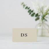 Minimalist Elegant Beige Monogram Initial Visitekaartje (Staand voorkant)