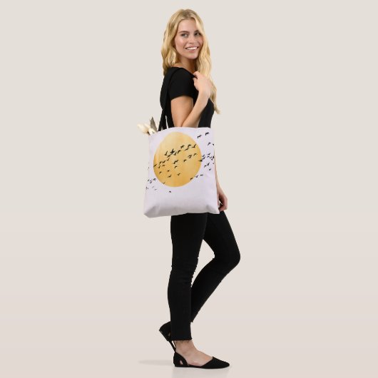 Minimalist Flock of Birds with Golden Sun Tote Bag (Op model)