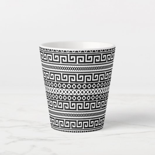 Minimalist Geometric Maze Lines Black White Latte Mok (Voorkant)