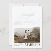 Minimalist getrouwd 2 fotoscript QR code bruiloft Aankondiging (Voorkant)