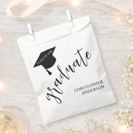 Minimalist Grad Cap Black & White Graduation Bedankzakje