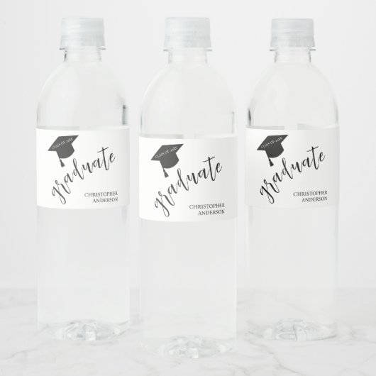 Minimalist Grad Cap Black & White Graduation Waterfles Etiket (Flessen)
