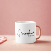 Minimalist Grandma EST | Nieuw oma cadeau Espresso Kop