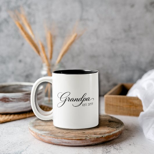 Minimalist Grandpa – Elegant Script Gift Tweekleurige Koffiemok
