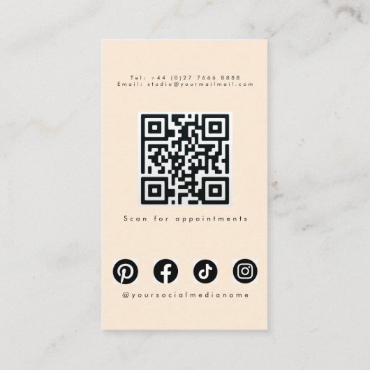 Minimalist Light Peach Haarstylist Wavy Hair QR Visitekaartje (Achterkant)