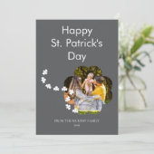 Minimalist lucky shamrock st. Patrick's Day Photo Feestdagenkaart (Staand voorkant)