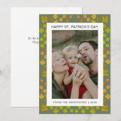 Minimalist lucky shamrock st. Patrick's Day Photo Feestdagenkaart (Voorkant / Achterkant)