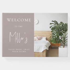 Minimalist Martini Brown Airbnb vakantiewoning hur Gastenboek