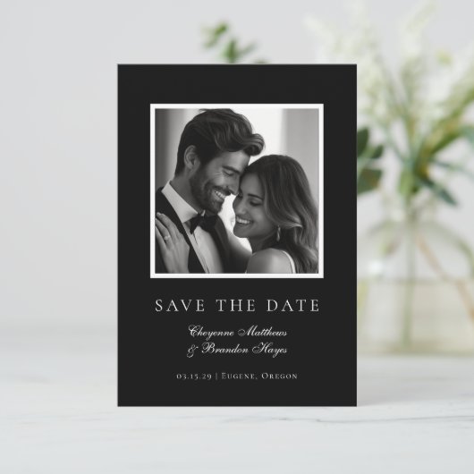 Minimalist Modern Black White Elegant Photo  Save The Date (Staand voorkant)