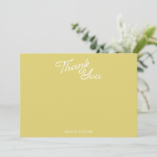 Minimalist Modern Yellow Retro Script Baby Shower Bedankkaart (Staand voorkant)