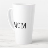 Minimalist "MOM" Black Typography Plain White Latte Mok (Linkerhoek)