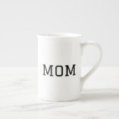 Minimalist "MOM" Black Typography Plain White Porselein Kop (Rechts)