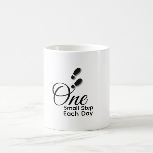 Minimalist Motivational Mug – One Small Step Each  Koffiemok (Center)