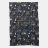 Minimalist Navy Towel Gold Flowers Monogram Touch Theedoek (Verticaal)