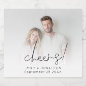 Minimalist Newlywed Photo Overlay Cheers Wedding  Bier Etiket (Enkel label)