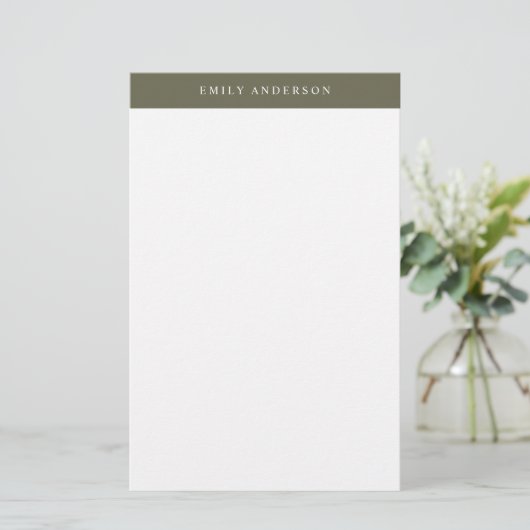 Minimalist Olive Green Elegant Monogram Briefpapier (Staand voorkant)