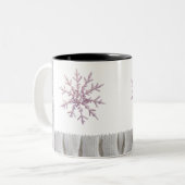 Minimalist Pink Snowflake White Cable Knit  Tweekleurige Koffiemok (Voorkant links)