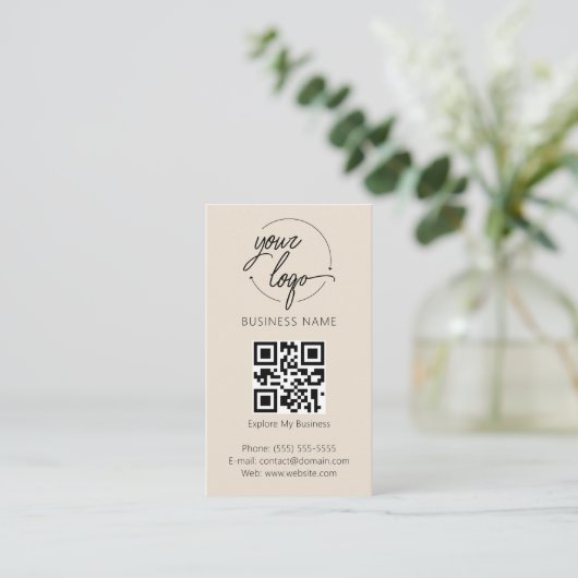 Minimalist Review Request with QR Code Chic Creamy Visitekaartje (Staand voorkant)