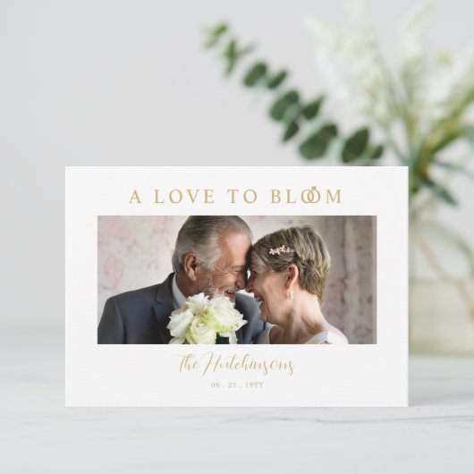 Minimalist Romantic Wedding Anniversary in Gold Bedankkaart (Staand voorkant)