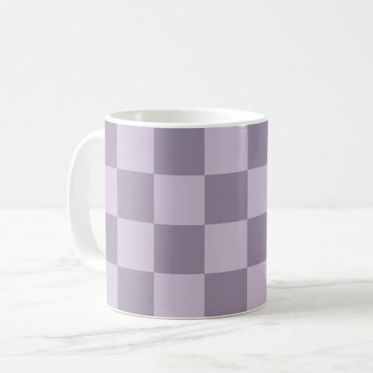 Minimalist Soft Lavender Checkerboard Pattern  Koffiemok (Voorkant links)