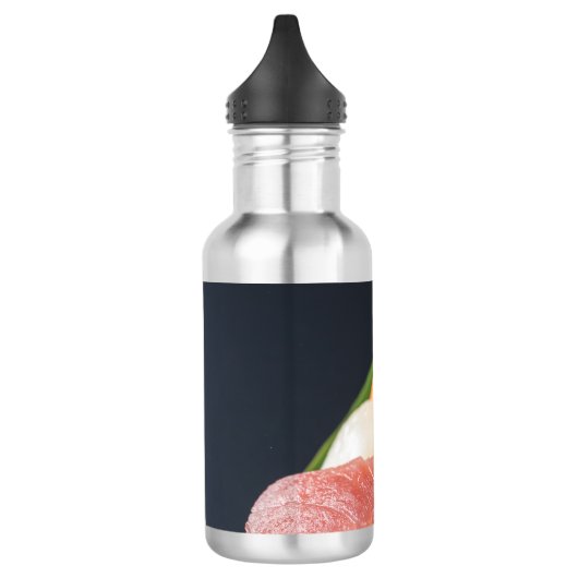 Minimalist sushi elegance – nigiri sushi on bamboo waterfles  (Links)