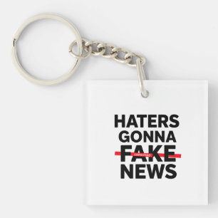 Minimalist T-Shirt Design with "Haters Gonna Fake Sleutelhanger