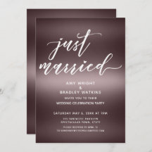 Minimalist trouwt met handschrift over Roos