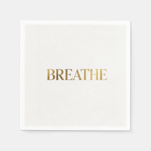Minimalist typography with gold word breathe servet (Voorkant)
