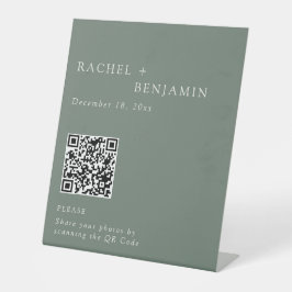 Minimalist Wedding Photo Share QR Code Sage Green Reclamebord Met Voetstuk