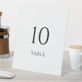 Minimalist Wedding Table Numbers Reclamebord Met Voetstuk (Insitu)