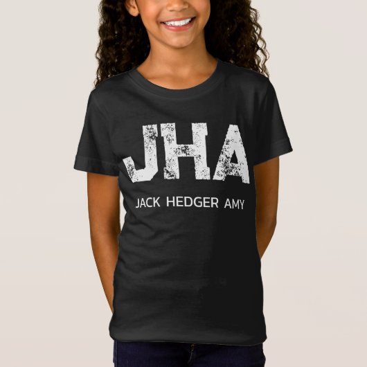 MINIMALIST WHITE THREE LETTER MONOGRAM NAME BLACK T-SHIRT (Voorkant)