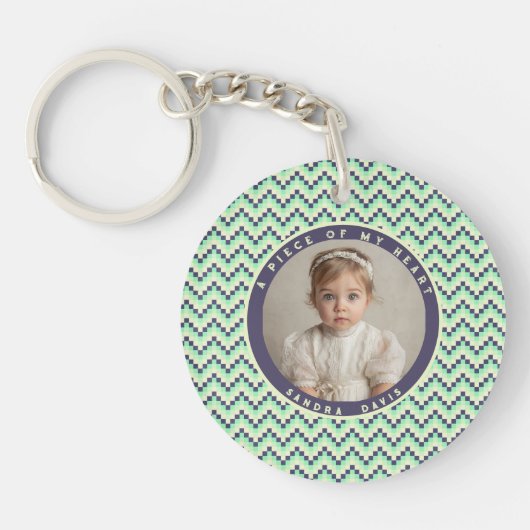 Minimalistic Birthday Gift Ideas Stripe Pattern Sleutelhanger (Voorkant)