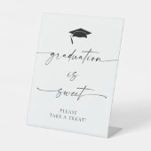 Minimalistisch Afstuderen is zoet Reclamebord Met Voetstuk (Voorkant)