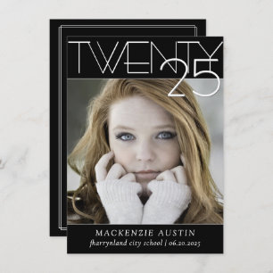 Minimalistisch Afstuderen   Zwart-wit foto Aankondiging