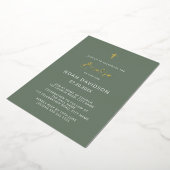 Minimalistisch baptisme Sage Green & Gold Folie Uitnodiging (Gedraaid)