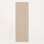 Minimalistisch beige-tan-monogram voor de douanena yogamat (Voorkant)