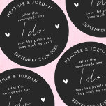 Minimalistisch Black Weddenschap voor Confetti Ronde Sticker<br><div class="desc">Minimalistische weddenschappen met Confetti voor mij</div>