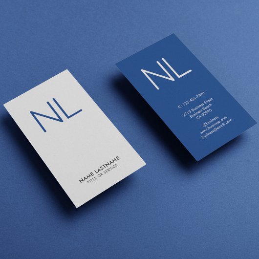 Minimalistisch blauw marinemonogram wit - verticaa visitekaartje
