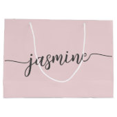 Minimalistisch 'Blush Pink Monogram Girly Script' Groot Cadeauzakje (Achterkant)