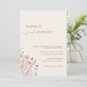 Minimalistisch Boho Terracotta Wildflower Wedding Kaart (Staand voorkant)