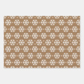 Minimalistisch Brown en Crème Sneeuwvlokken Patroo Inpakpapier Vel (Voorkant)