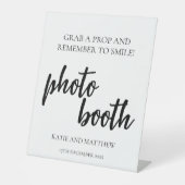 Minimalistisch bruiloftsbord voor fotohokje reclamebord met voetstuk (Voorkant)
