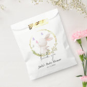 Minimalistisch Bunny en Vlinders Baby shower Bedankzakje (Gezegeld)