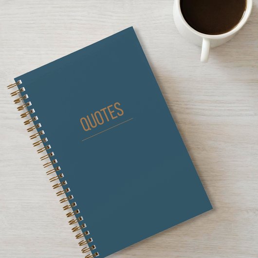 Minimalistisch citaatjournaal in blauw-groen notitieboek