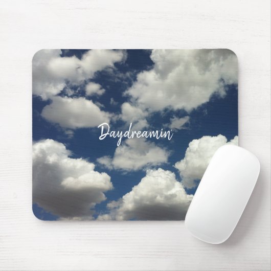 Minimalistisch Cloudy Blue Sky Daydreamin Typograf Muismat (Met muis)