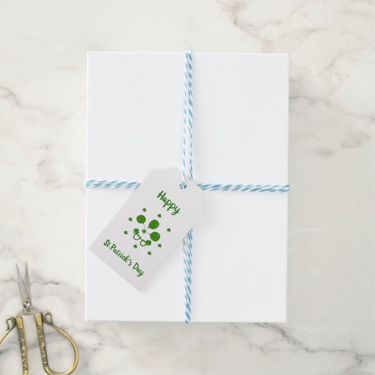 Minimalistisch Cute Happy St Patrick's Day Cadeaulabel (Met Touw)