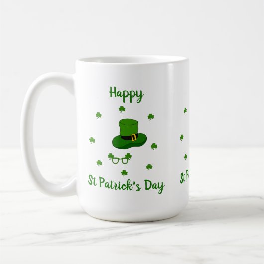 Minimalistisch Cute Happy St Patrick's Day Koffiemok (Links)