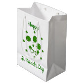 Minimalistisch Cute Happy St Patrick's Day Medium Cadeauzakje (Voorkant Gekanteld)